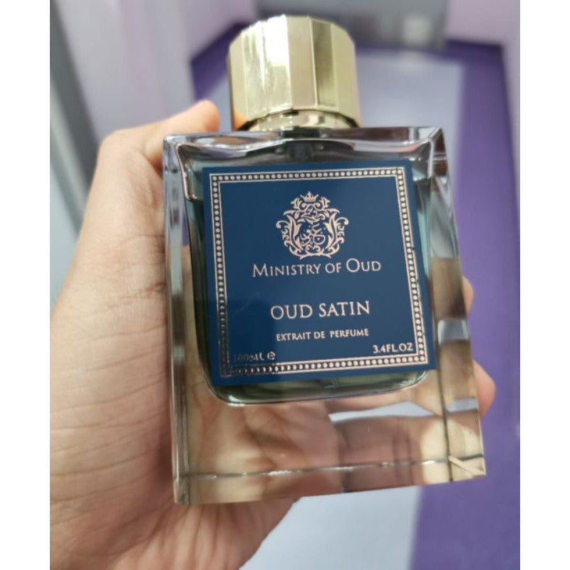 Offrez-vous Oud Satin - le parfum séduisant de mystère et de sensualité de Paris Corner